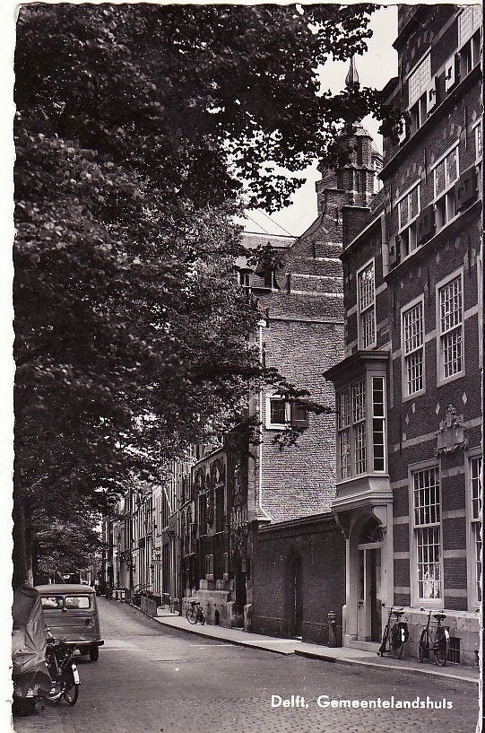 Delft Gemeentelandshuis 1965.-met bromfiets-, Ophalen, 1920 tot 1940, Zuid-Holland