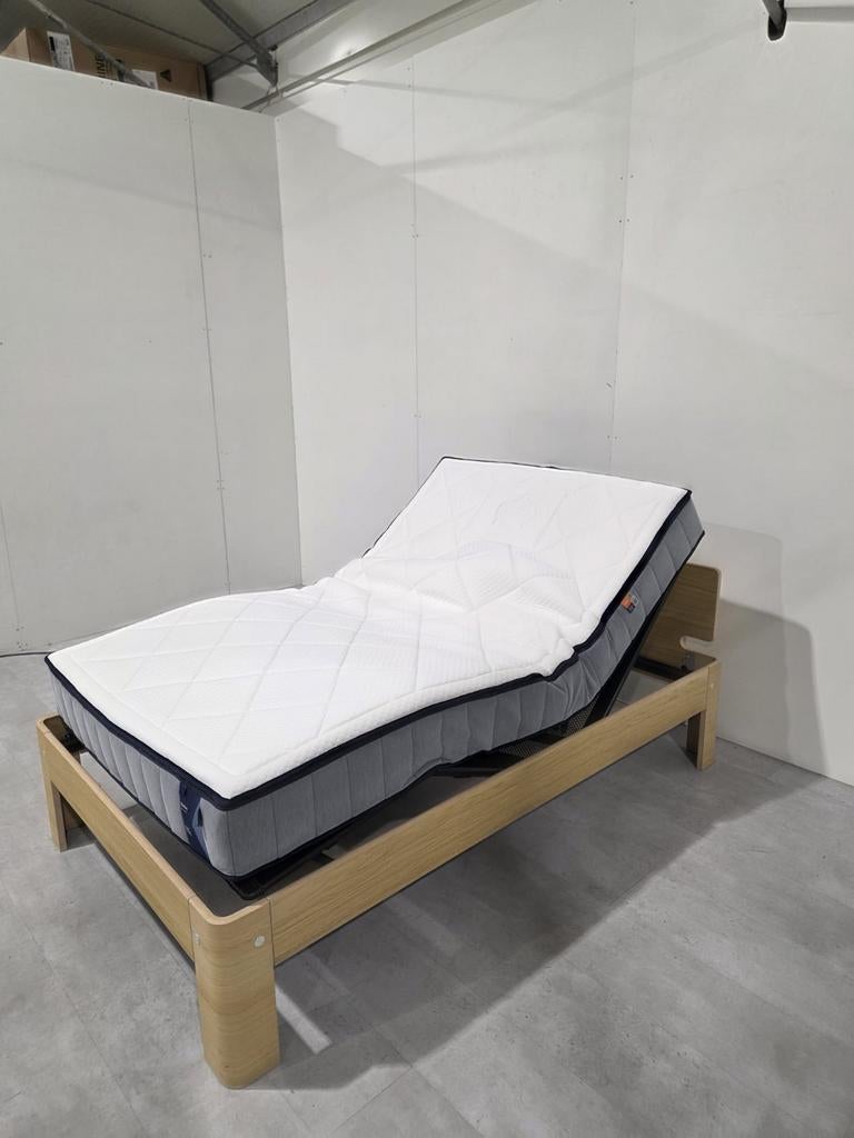 Auping Auronde Elektrisch Bed 120x200 2M, Huis en Inrichting, Slaapkamer | Bedden, Verstelbaar, Eenpersoons, ., Ophalen of Verzenden