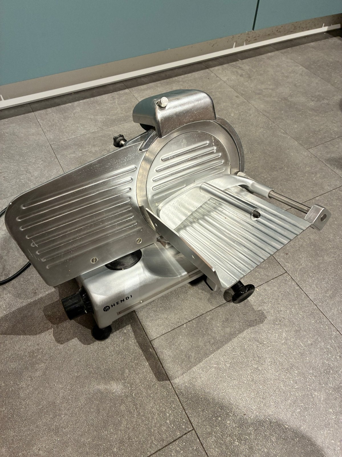 Hendi Snijmachine - Zo goed als nieuw, Ophalen, Hendi, Zilver, Zo goed als nieuw