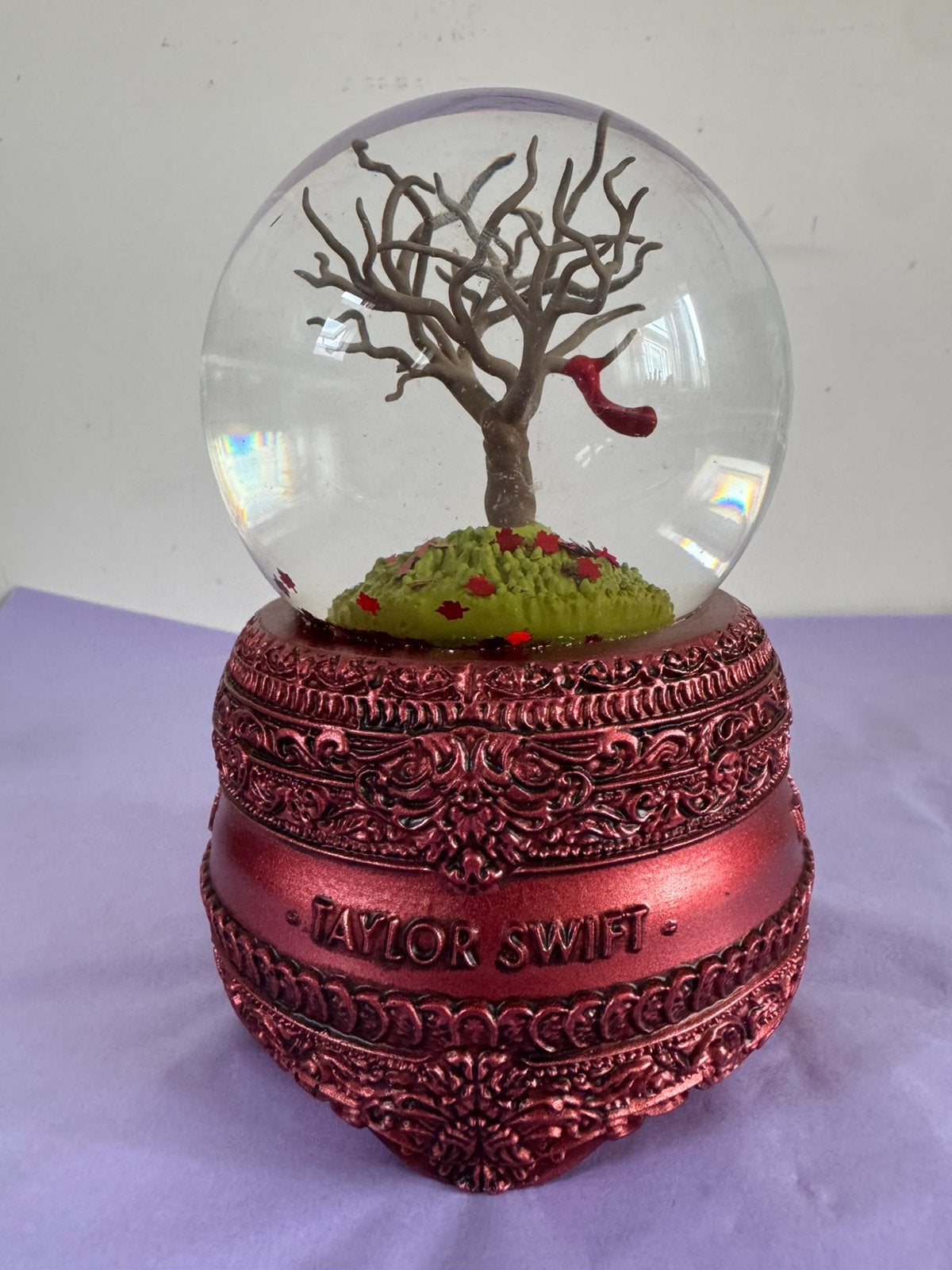 Taylor swift - all too well snow globe, Ophalen, Zo goed als nieuw