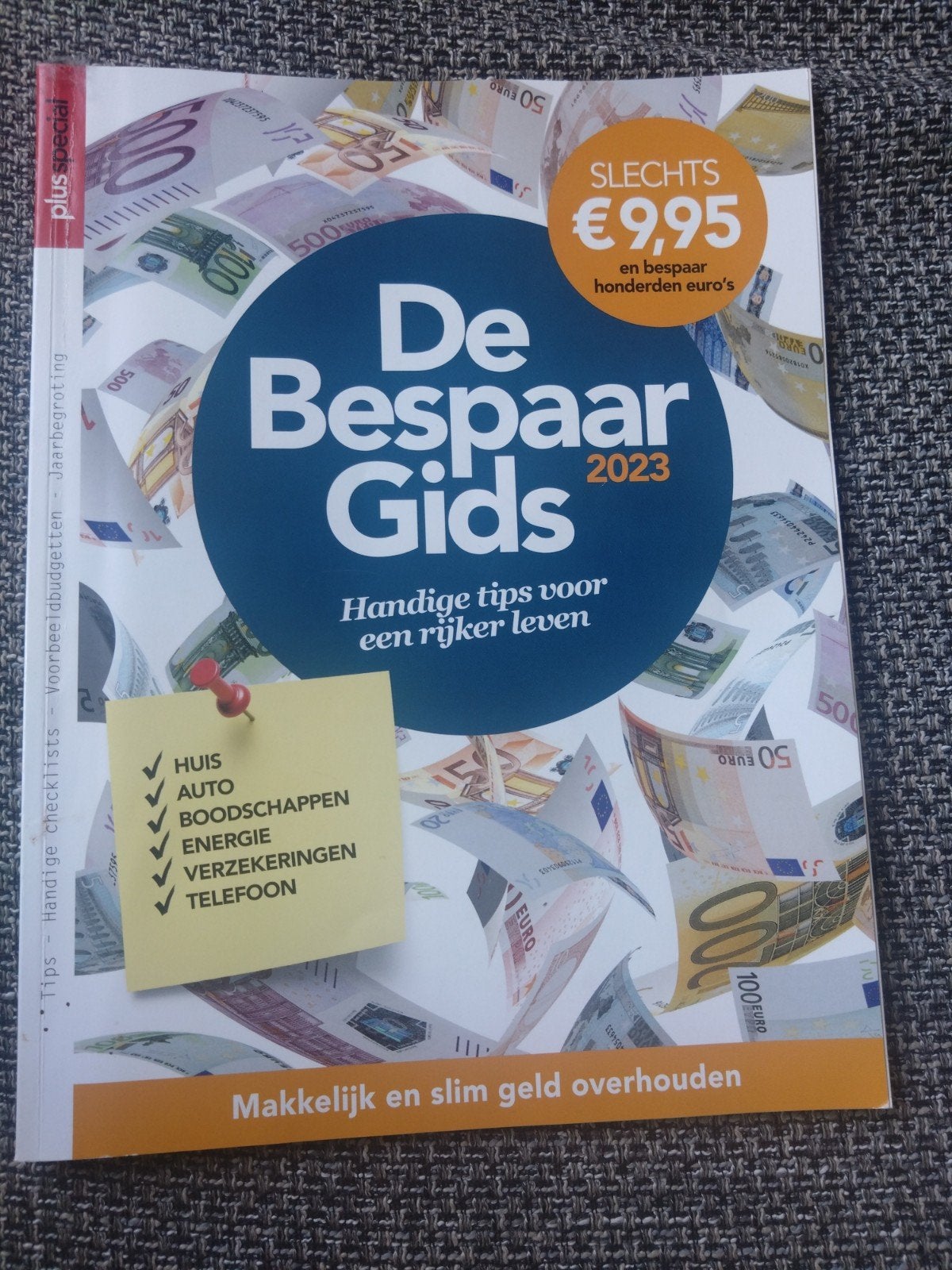 De Bespaar Gids 2023 - Handige tips voor een rijker leven, Ophalen of Verzenden, Zo goed als nieuw, Overige typen
