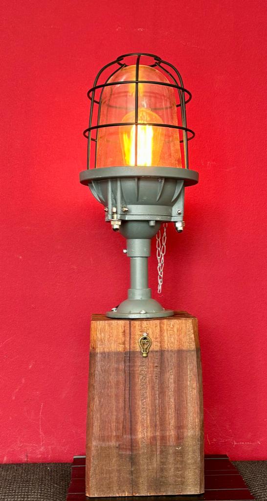 Tafel/Vloerlamp”MeerPaal”, Vintage,Home,Decoratief,Cool,Retro,Industrieel,Design., Gebruikt, 50 tot 75 cm, Ophalen
