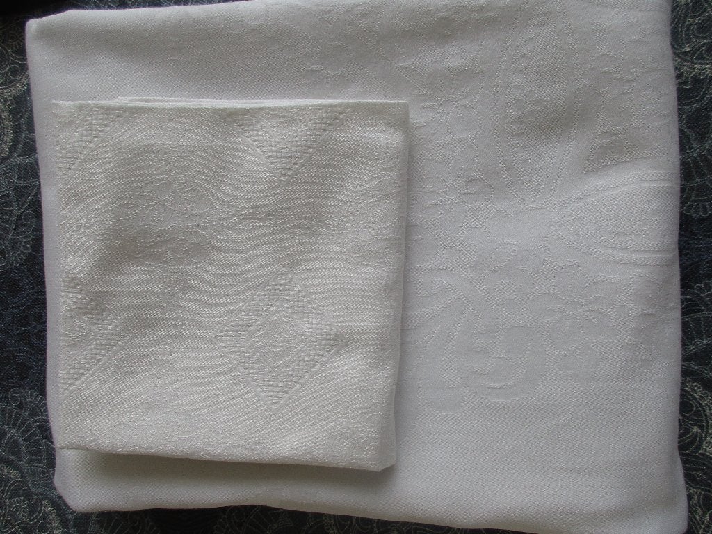 Damasten tafellaken wit - 126 x 164 cm + servet, Gebruikt, Geweven, Ophalen of Verzenden, Katoen