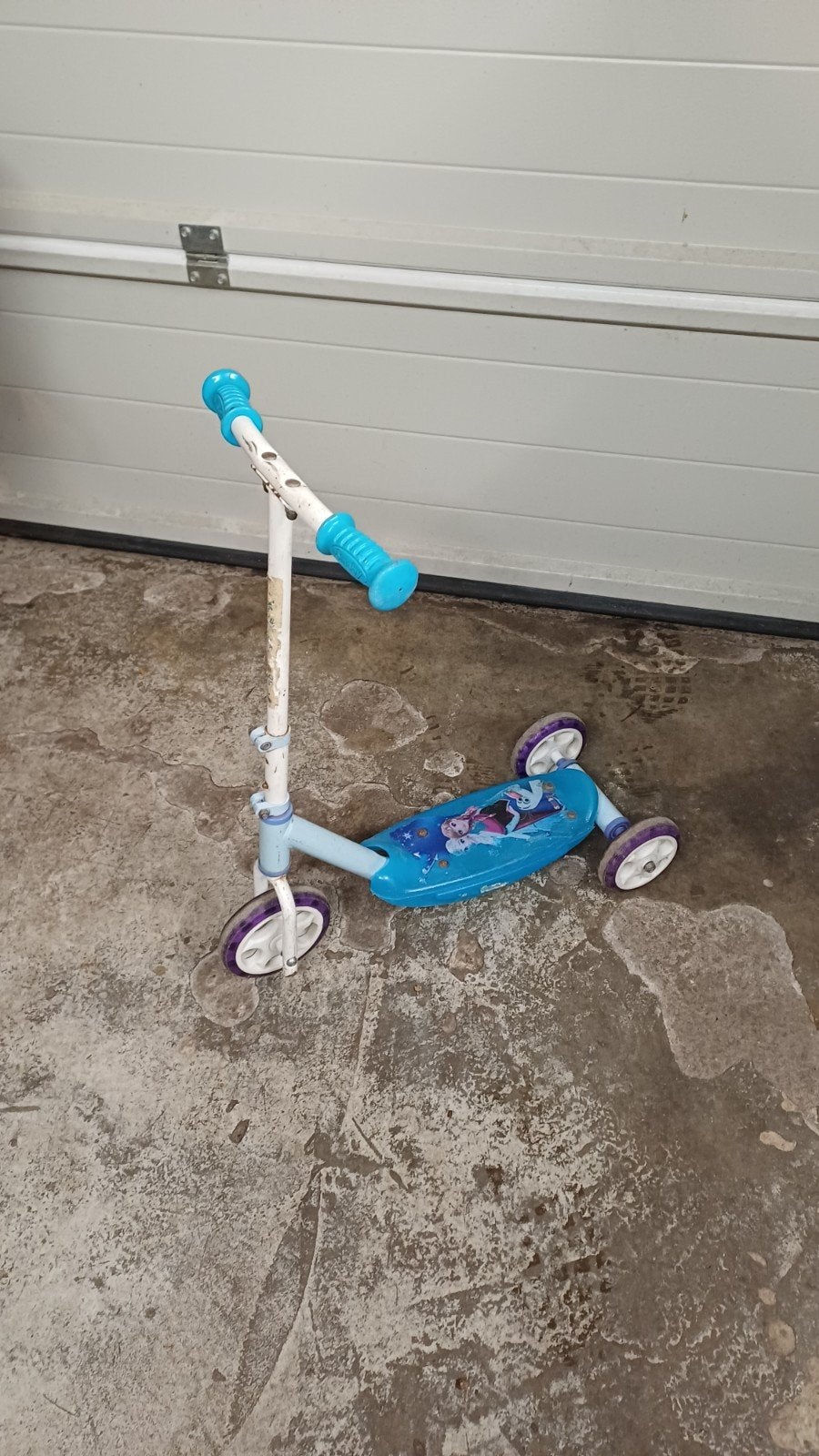 Gratis stepjes: 2 en/of 3 wielen, Fietsen en Brommers, Ophalen, Gebruikt, Gewone step, Frozen