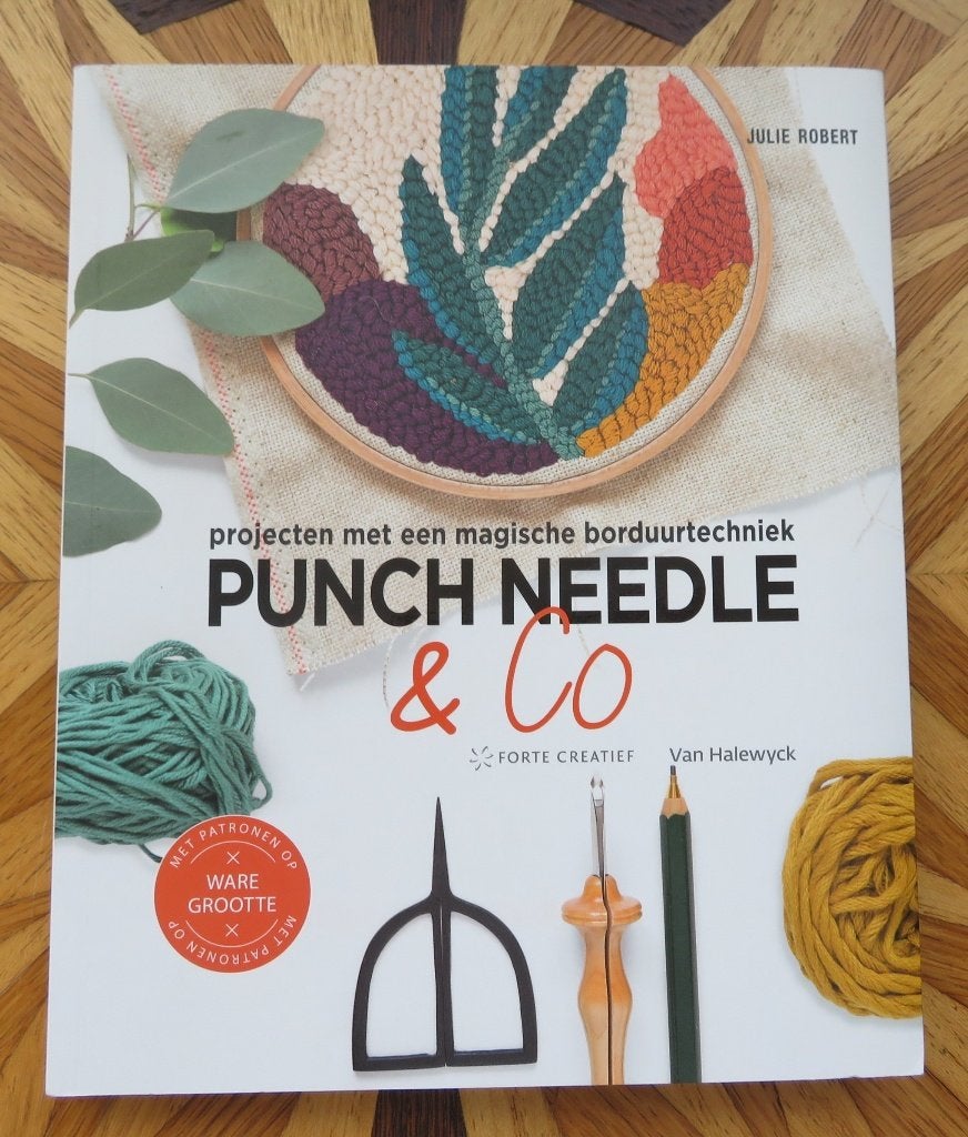 PUNCH NEEDLE & CO -  magische borduurtechniek, Ophalen of Verzenden, Zo goed als nieuw, Borduren en Naaien