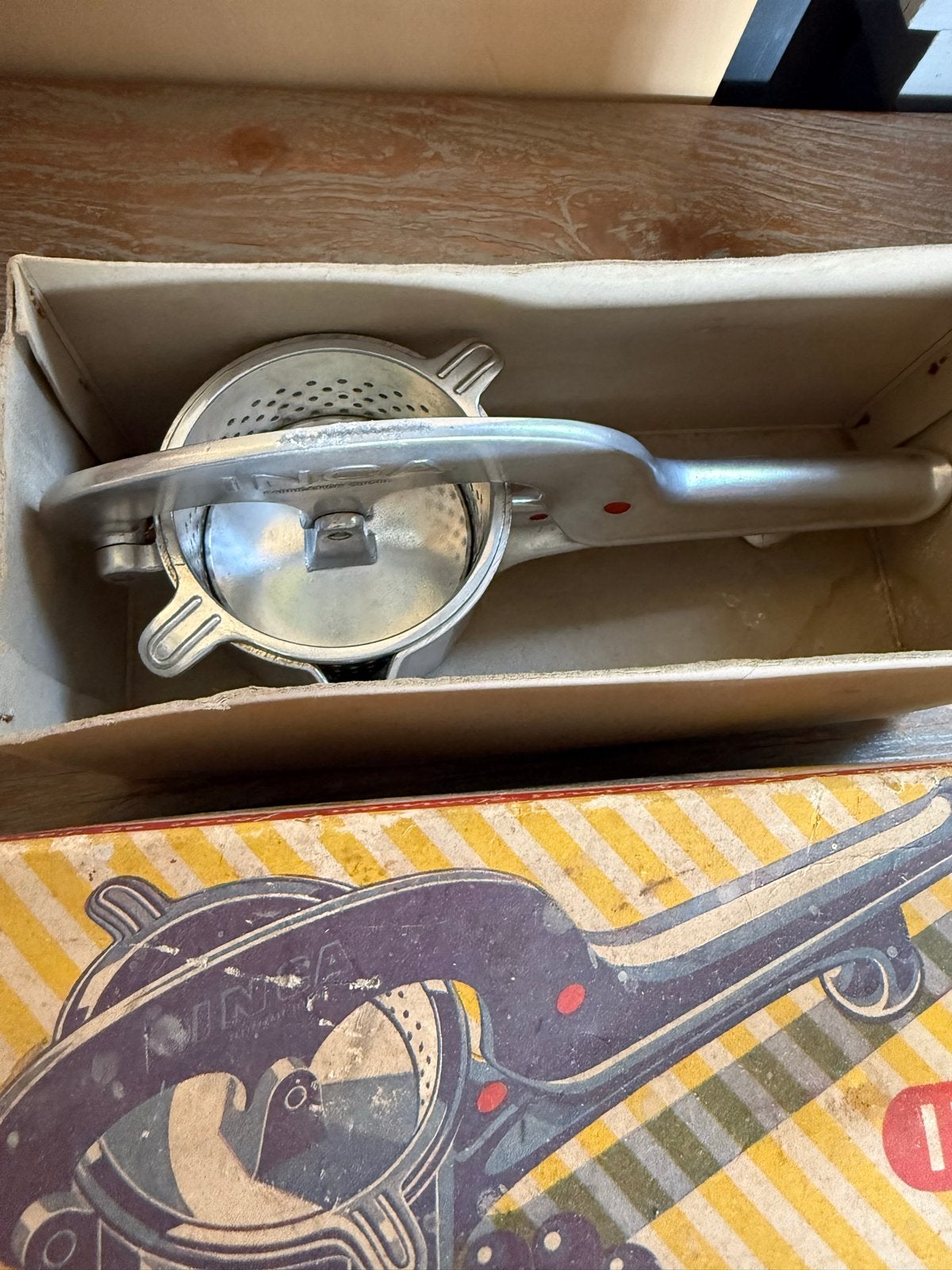 Vintage INCA Fruitpers - Zwitserse kwaliteit, Antiek en Kunst, Ophalen of Verzenden