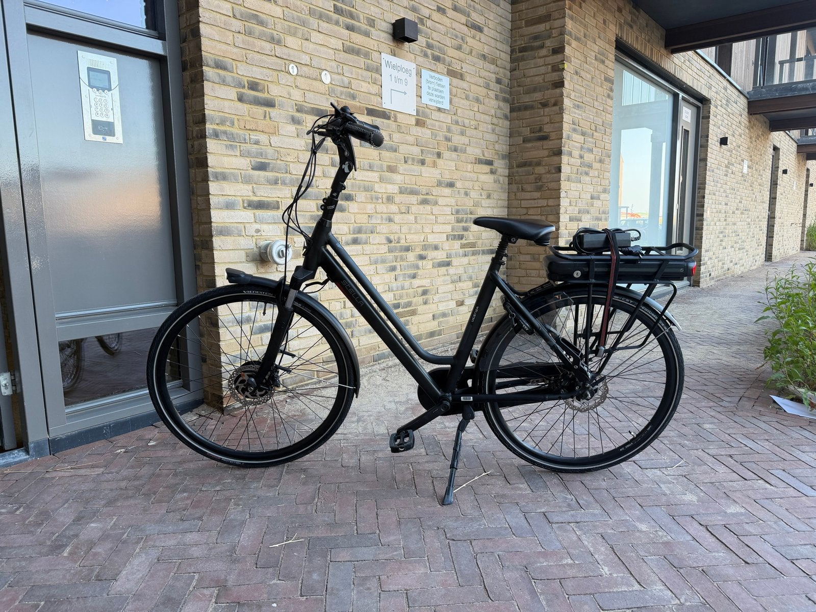 Stella Vicenza elektrische fiets - Zo goed als nieuw, Zo goed als nieuw, 51 tot 55 cm, 50 km per accu of meer, Ophalen