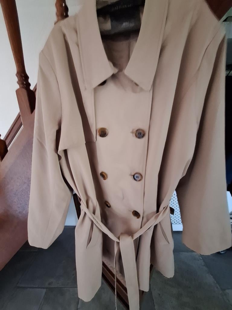 Dames trench coacht maat 50/52, Kleding | Dames, Jassen | Zomer, Beige, Maat 46/48 (XL) of groter, Ophalen of Verzenden, Zo goed als nieuw