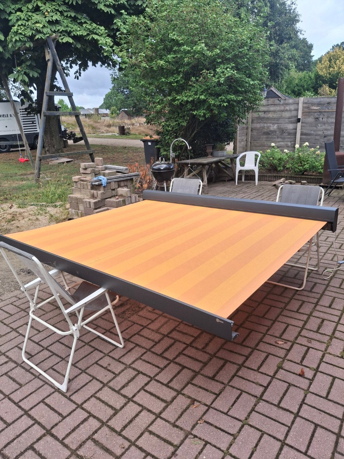 SunCircle Knikarmscherm - 227 cm breed, 225 cm uitval, Ophalen