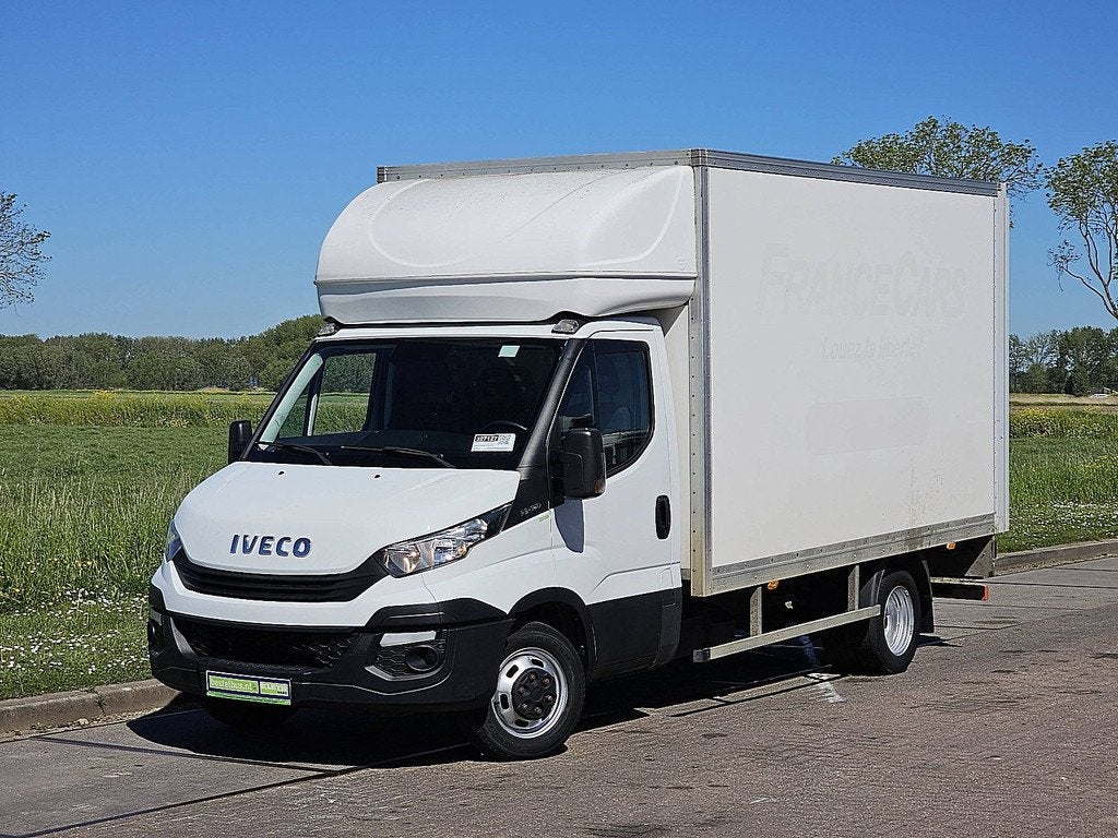 IVECO DAILY 35C16 160 l3 laadklep, Gebruikt, Euro 6, Iveco, Wit
