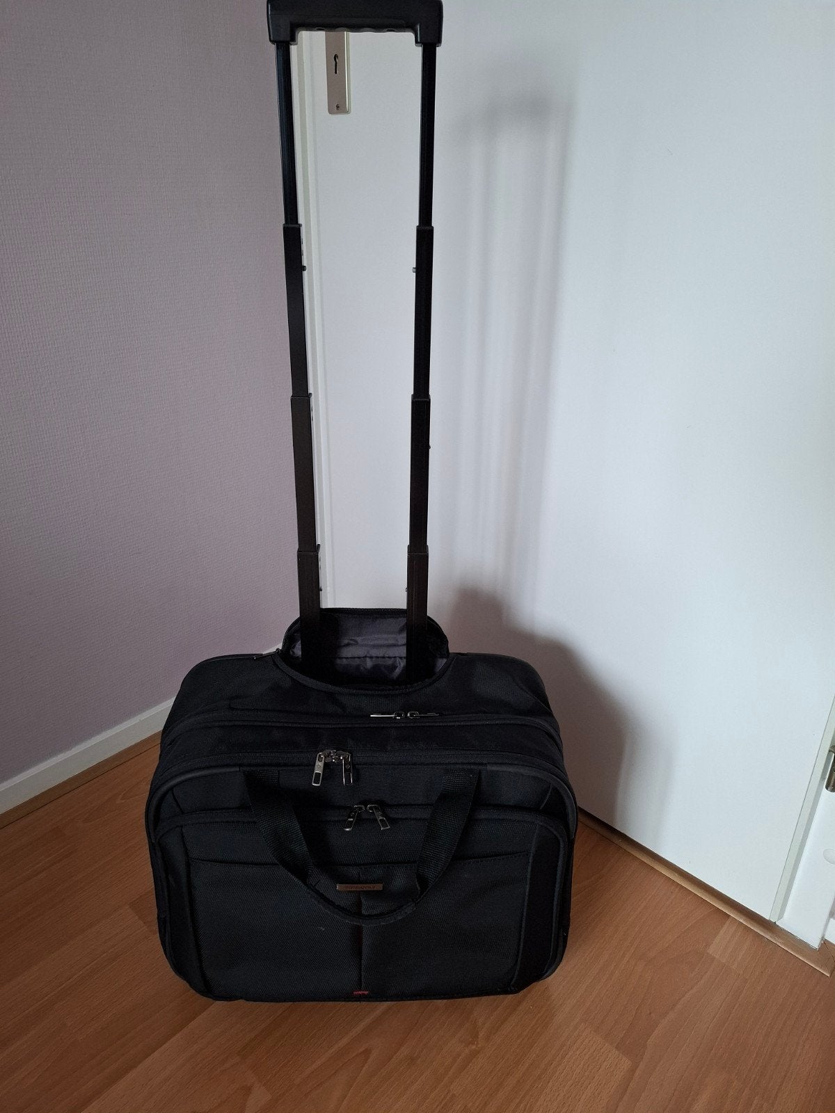 Samsonite trolley laptoptas, Computers en Software, Laptoptassen, Trolleytas, 17 inch of meer, Ophalen of Verzenden, Zo goed als nieuw