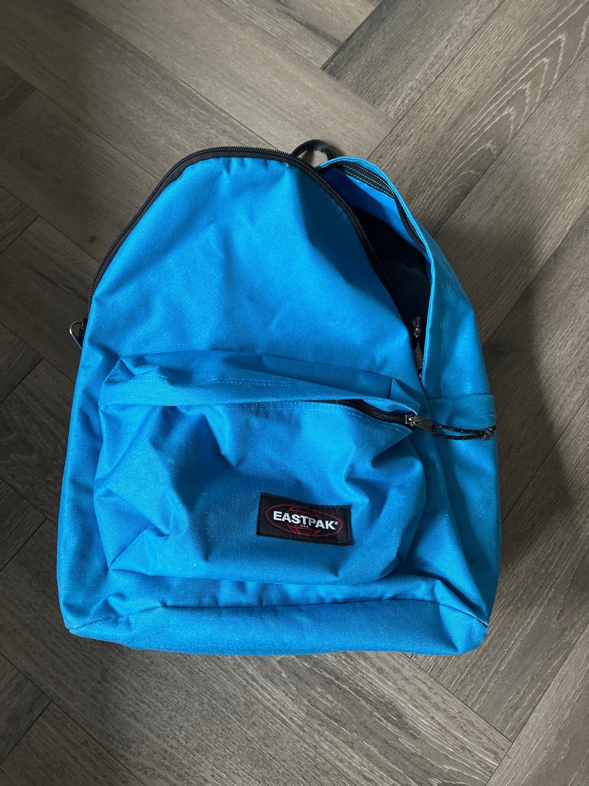 Eastpak Rugzak Blauw - 31 Liter, Sieraden, Tassen en Uiterlijk, Tassen | Rugtassen, Ophalen of Verzenden, Zo goed als nieuw, 25 tot 40 cm