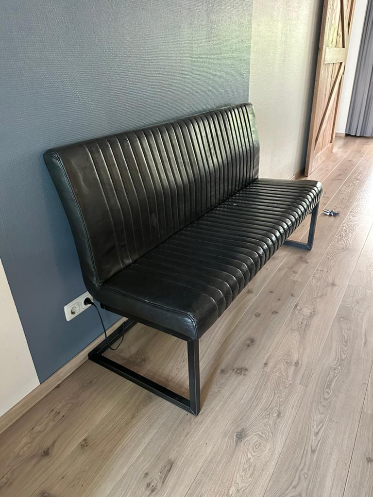Gratis eettafel bankje, Ophalen, 150 tot 200 cm, Tweepersoons, 75 tot 100 cm