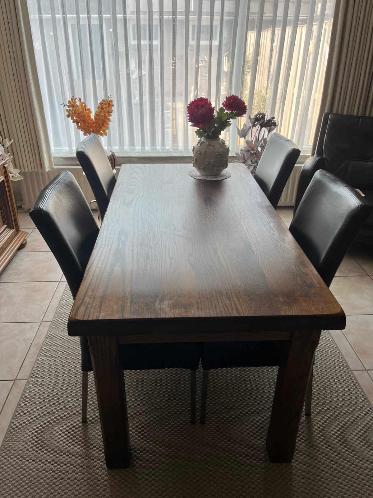Eikenhouten eettafel met leren stoelen, Ophalen, Zo goed als nieuw, Eikenhout, 4 tot 6 stoelen