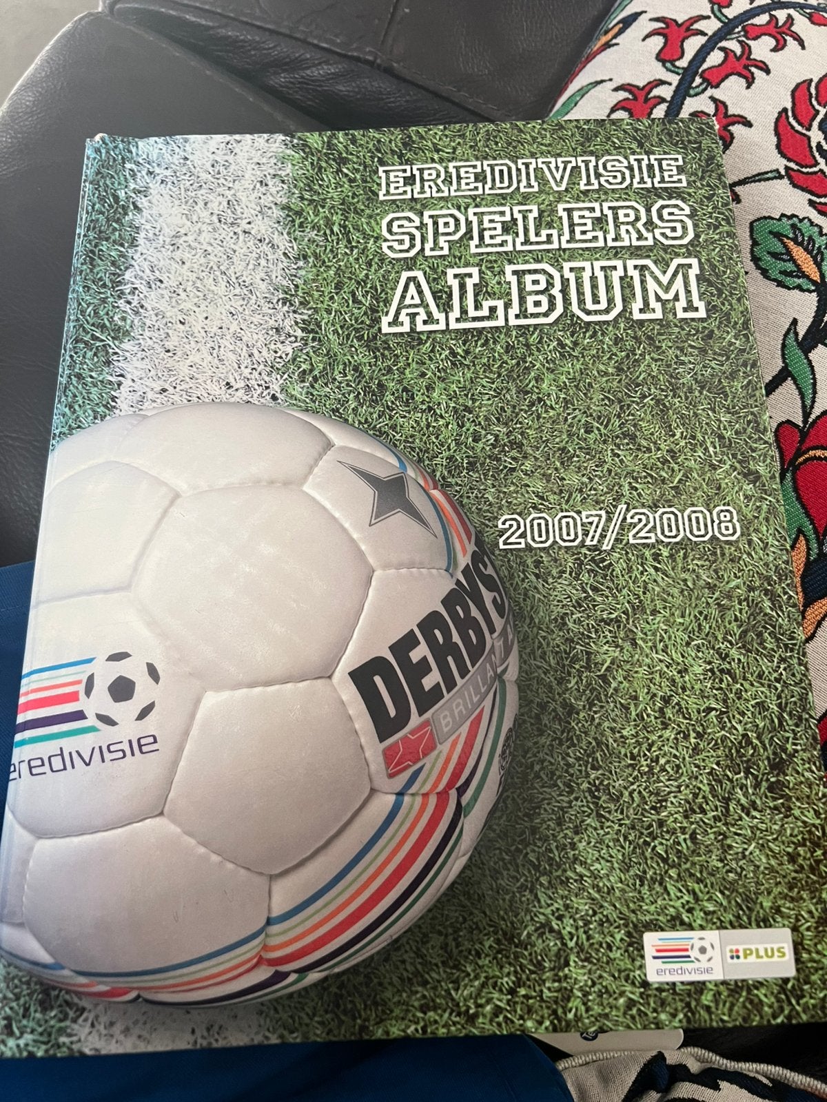 Eredivisie voetbalplaatjes album 2007-2008 niet compleet, Verzenden, Zo goed als nieuw, Overige binnenlandse clubs, Boek of Tijdschrift