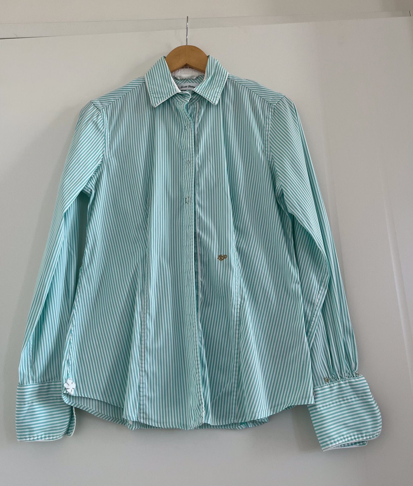 Fijn overhemd (blouse) met leuke details., Ophalen of Verzenden, Zo goed als nieuw, Maat 38/40 (M), Groen