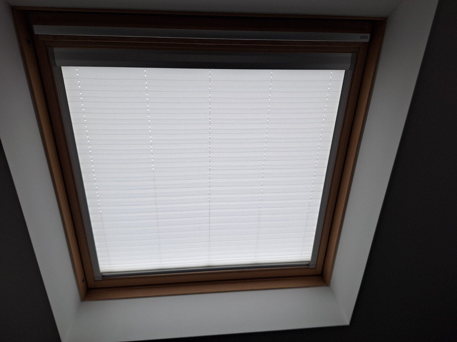 Plisségordijn geschikt voor Velux dakraam, Ophalen, Wit, Gordijn