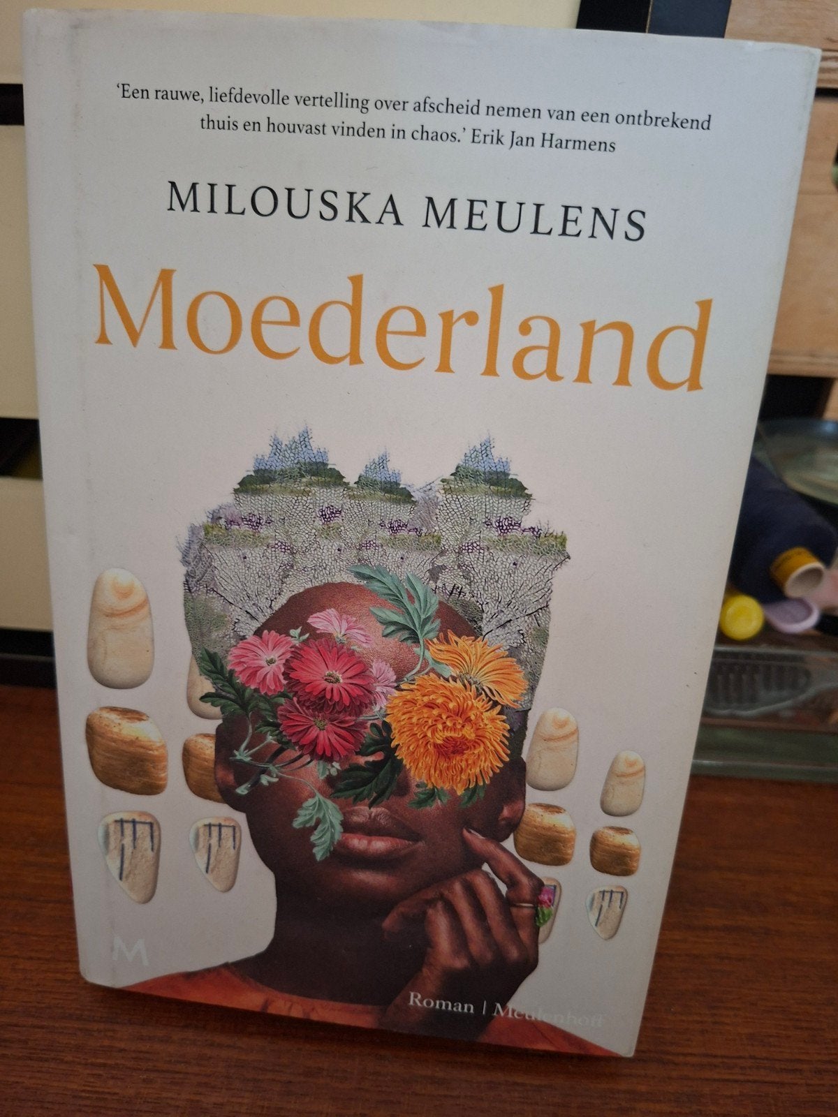 Milouska Meulens - Moederland, Verzenden, Zo goed als nieuw, Milouska Meulens