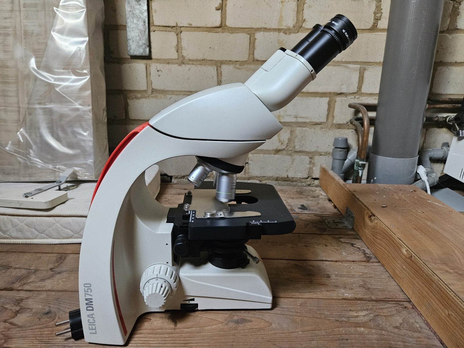 Leica DM750 microscoop, Ophalen, Minder dan 400x