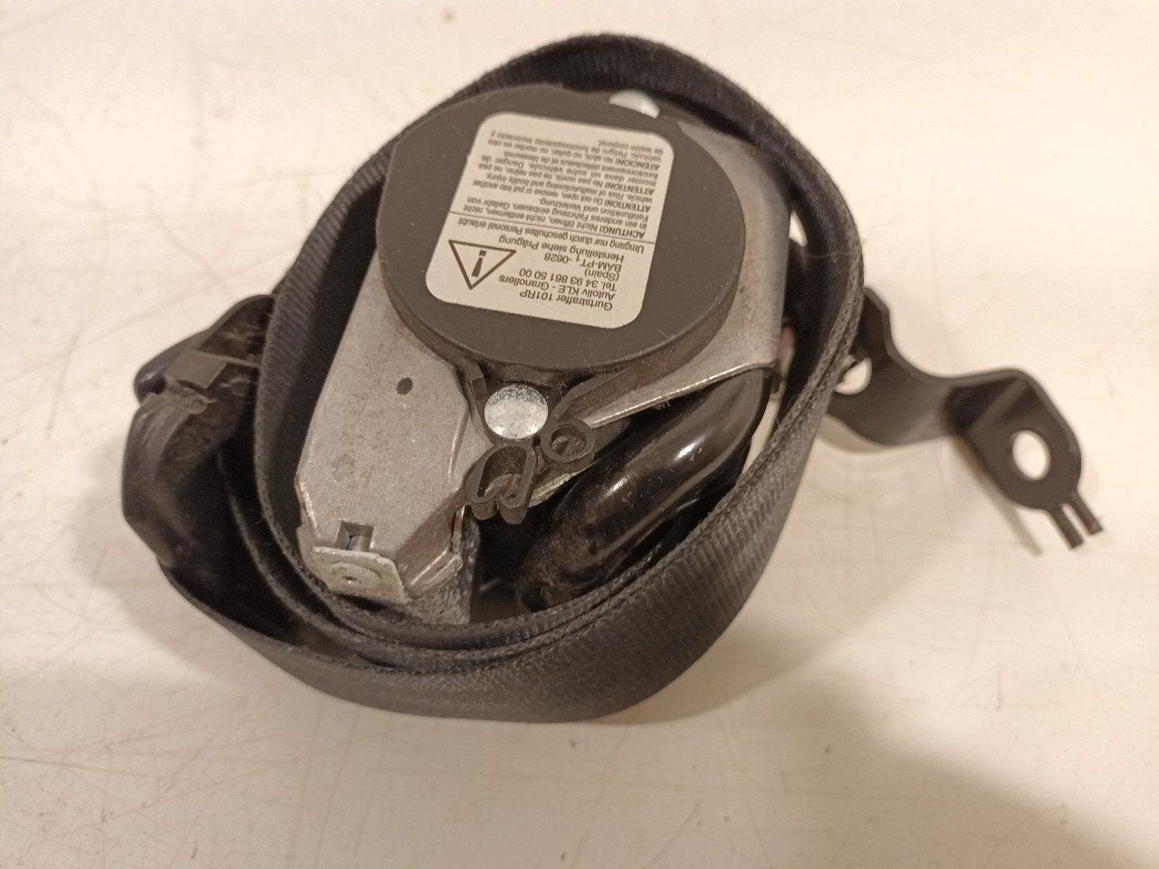 Veiligheidsgordel links voor Seat Ibiza, Onderdelen@venauto.nl, Van der Ven Autorecycling B.V., Gebruikt, Ettenseweg 76, 4706 PB Roosendaal, The Netherlands