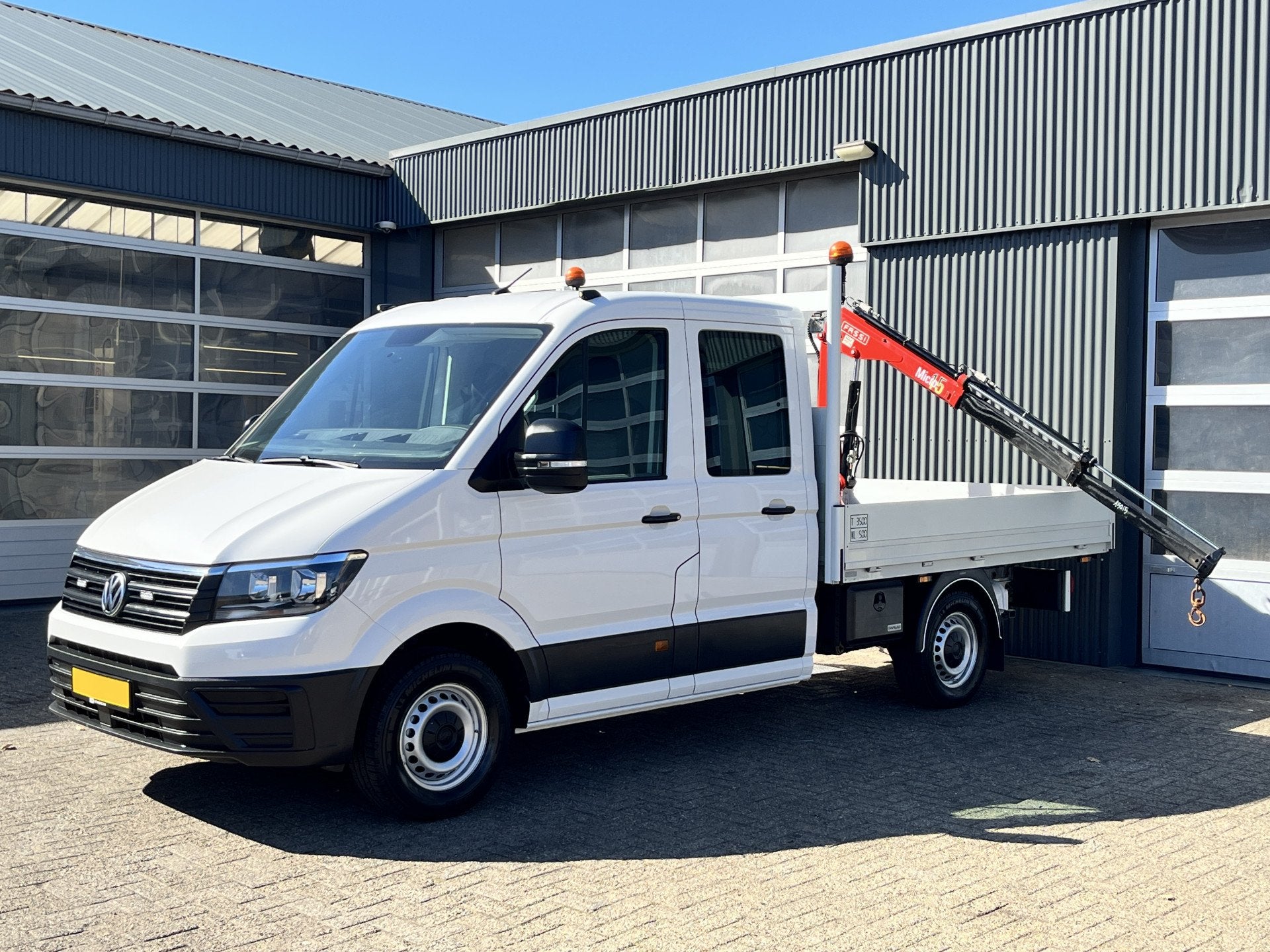 Volkswagen Crafter 35 2.0 TDI L3 Fassi Laadkraan M15A Trekha, Voorwielaandrijving, Stof, Volkswagen, Wit