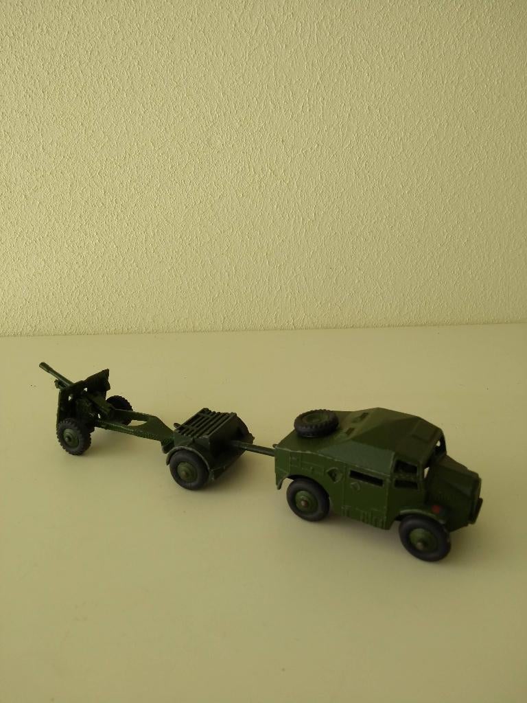 Dinky Toys, Hobby en Vrije tijd, Modelauto's | 1:43, Ophalen of Verzenden, Gebruikt, Auto, Dinky Toys
