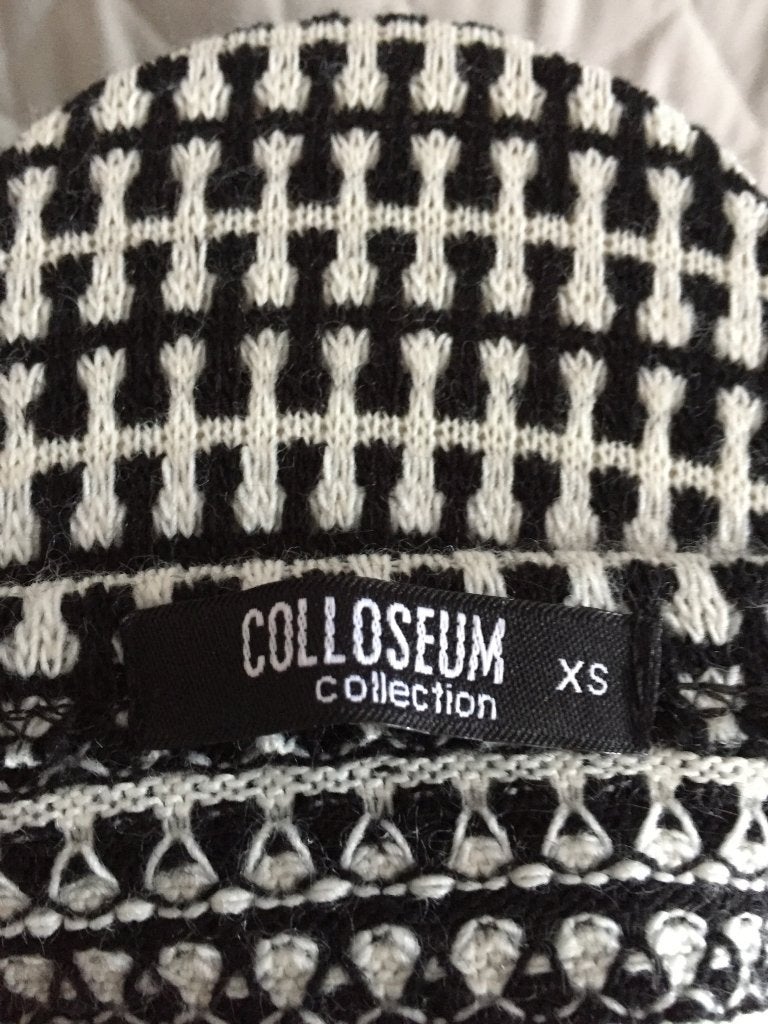 Colloseum Collection jurk XS, zwart en wit motief. (2B20), Tweedehands verkoop, Tweedehands verkoop, Zwart, Ophalen of Verzenden