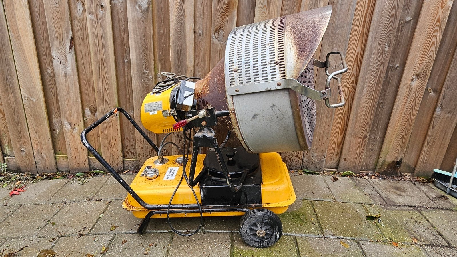 Infrarood Heater - Krachtige Verwarming voor Grote Ruimtes, Ophalen, 30 tot 80 cm, Gebruikt, Kachel