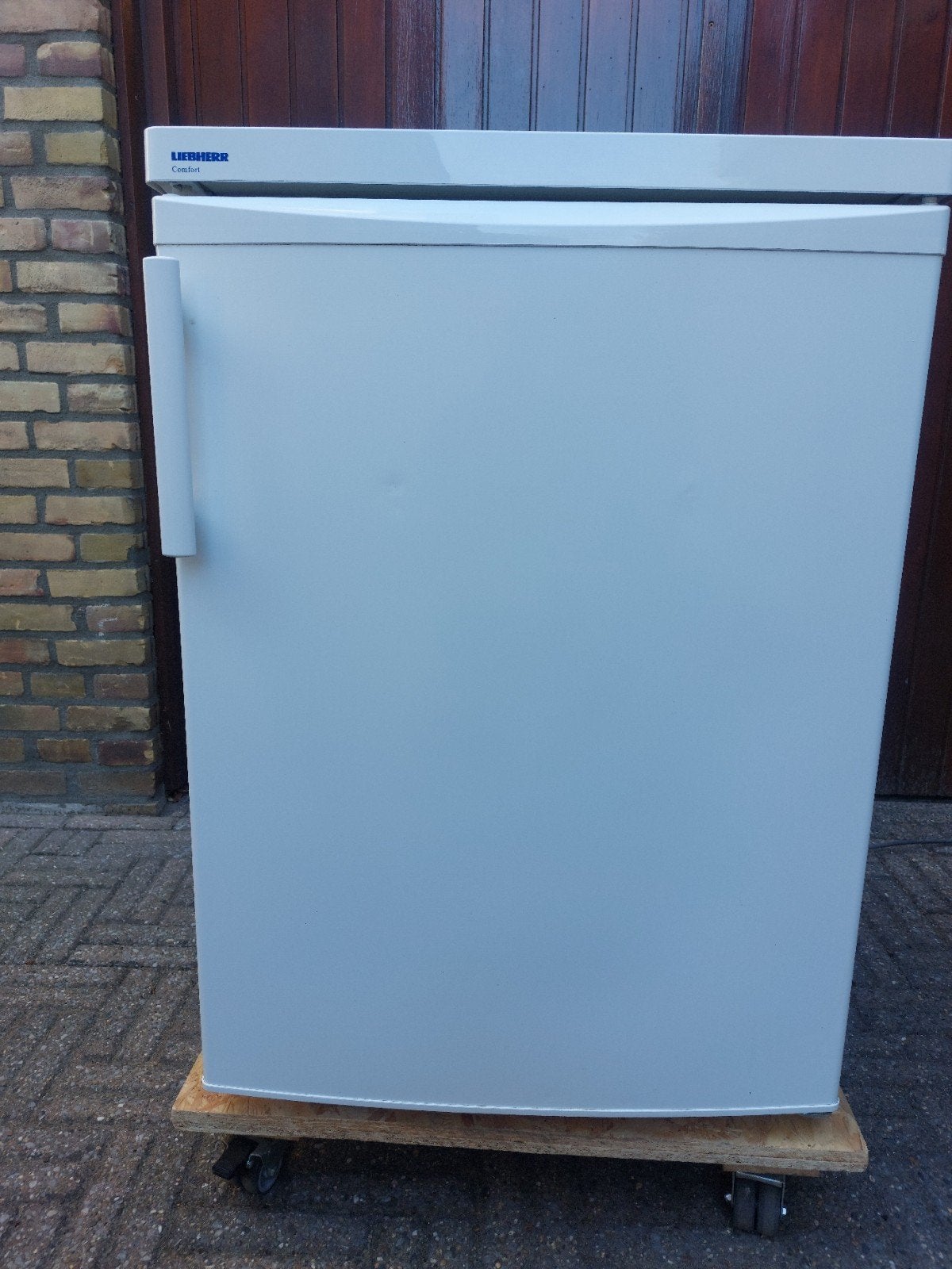 Keurige Liebherr COMFORT tafelmodel koelkast, 60 cm of meer, Energieklasse A of zuiniger, Ophalen, 85 tot 120 cm