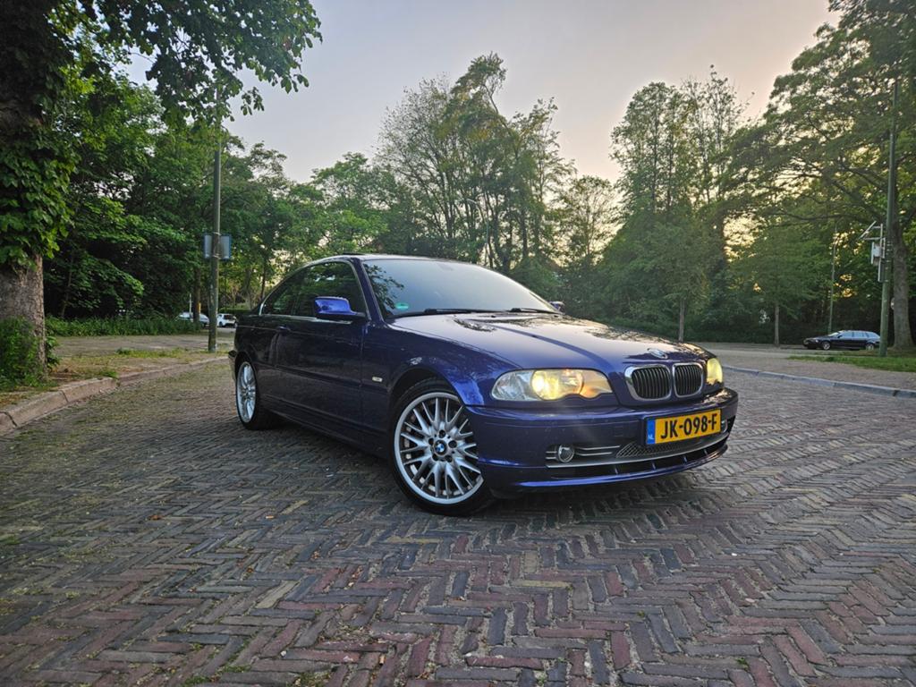 BMW 3-Serie 330Ci Coupe Individual | Velvet Blue | Org | Vol, Auto's, BMW, Automaat, 1440 kg, Zwart, Blauw