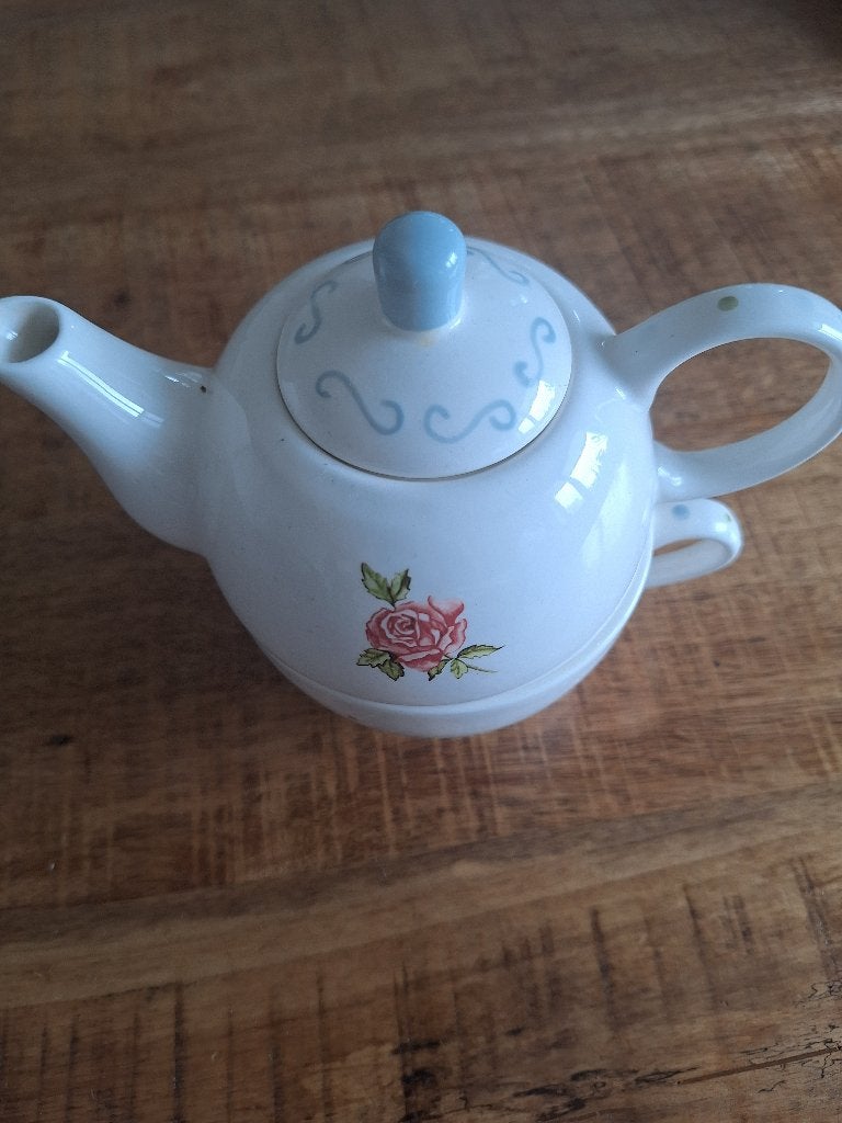 theepot met kop, Ophalen, Overige materialen, Overige merken, Zo goed als nieuw