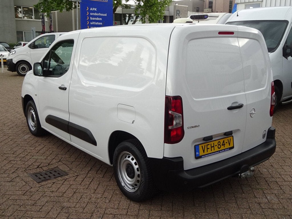Opel Combo 1.5D L1H1 Edition AIRCO NAVI CRUISE CONTROL PDC, Auto's, Stof, Gebruikt, 4 cilinders, Origineel Nederlands