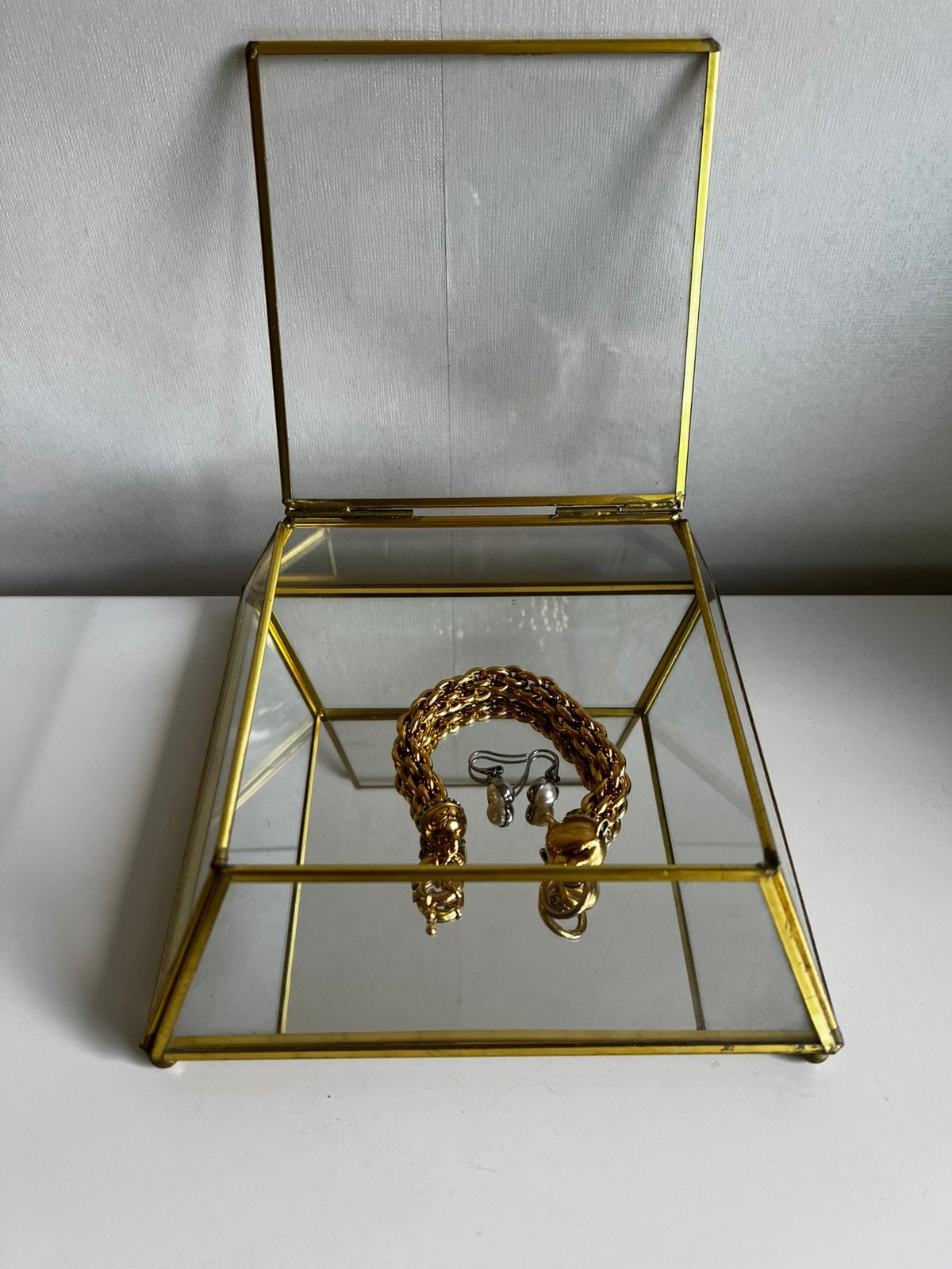 Vintage Vitrine Sierradendoos Juwel Box Messing Jaren 70, Ophalen of Verzenden, Zo goed als nieuw