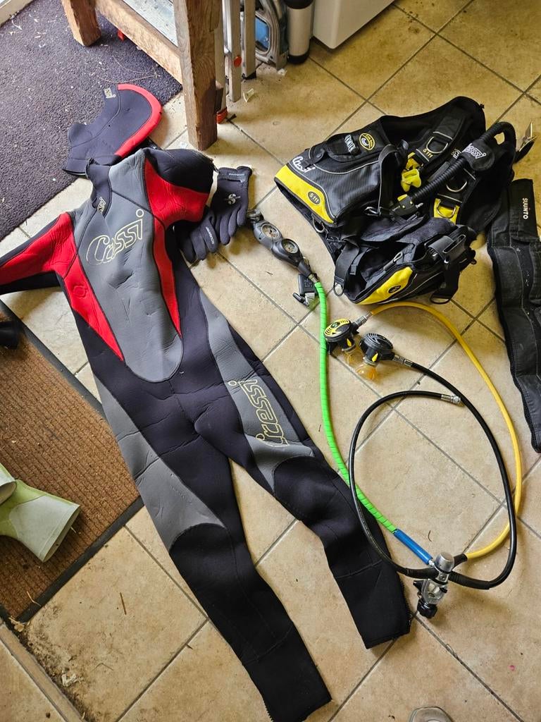 Duikspullen te koop wegens beëindigen hobby, Watersport en Boten, Duiken, Gebruikt, Duikpak, Ophalen of Verzenden
