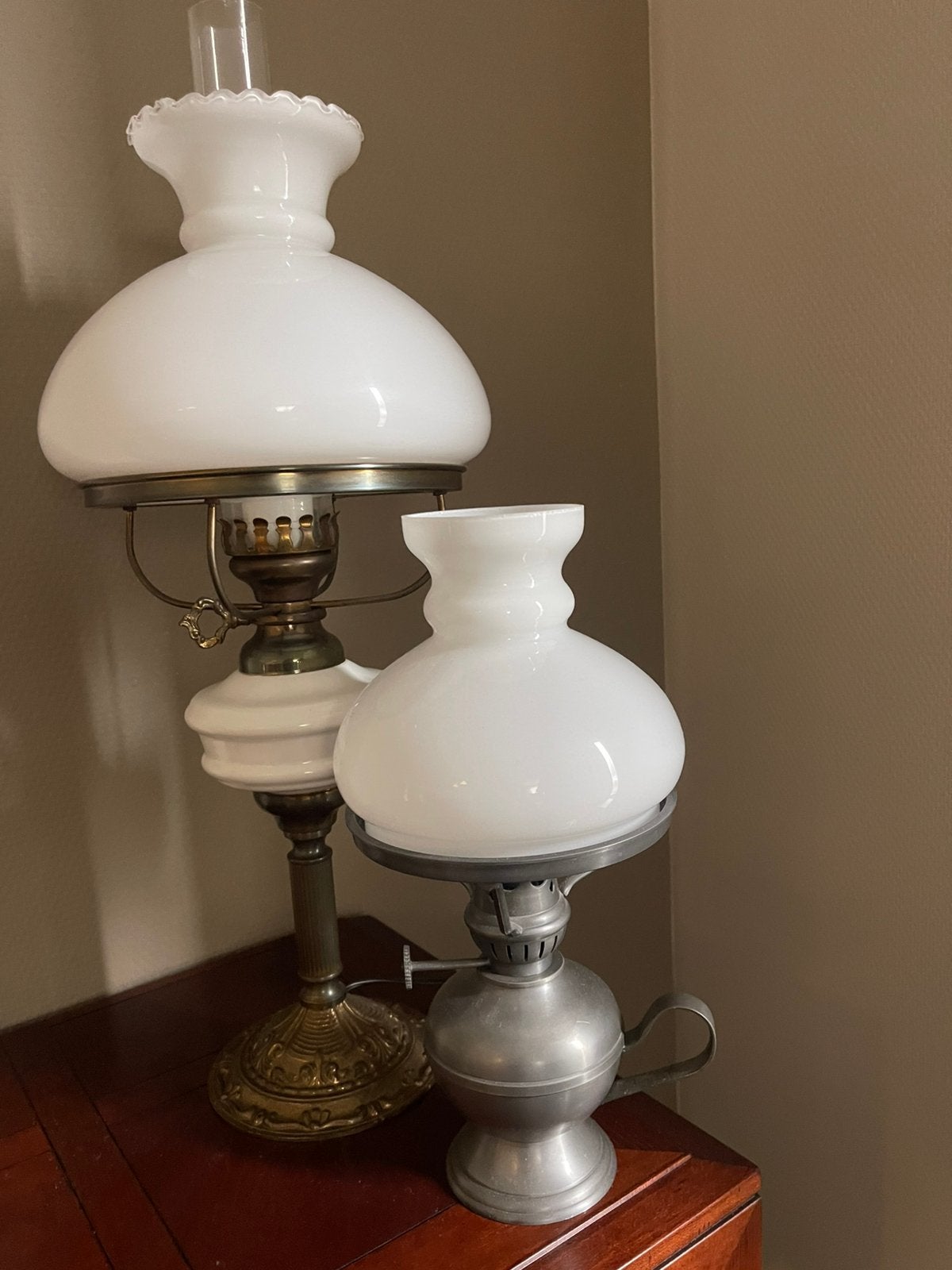 Twee mooie lampen, Ophalen