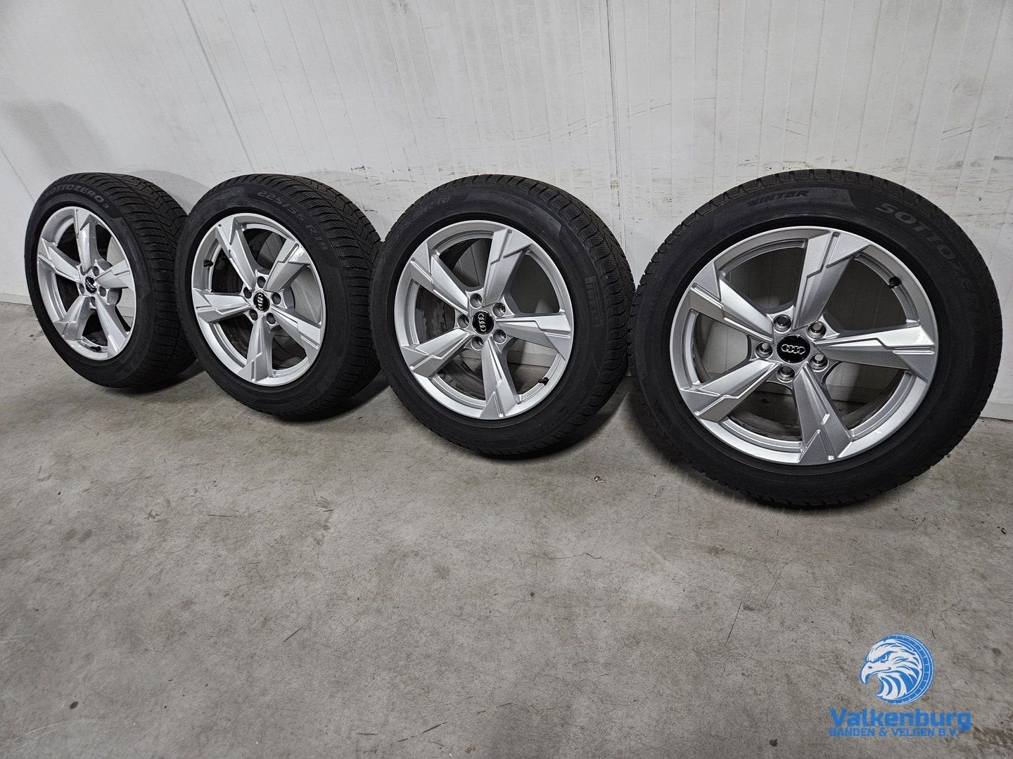 8mm! Originele Audi A6 C8 4K 18 inch Rotor velgen 5x112 wint, Auto-onderdelen, 18 inch, Gebruikt, -, -