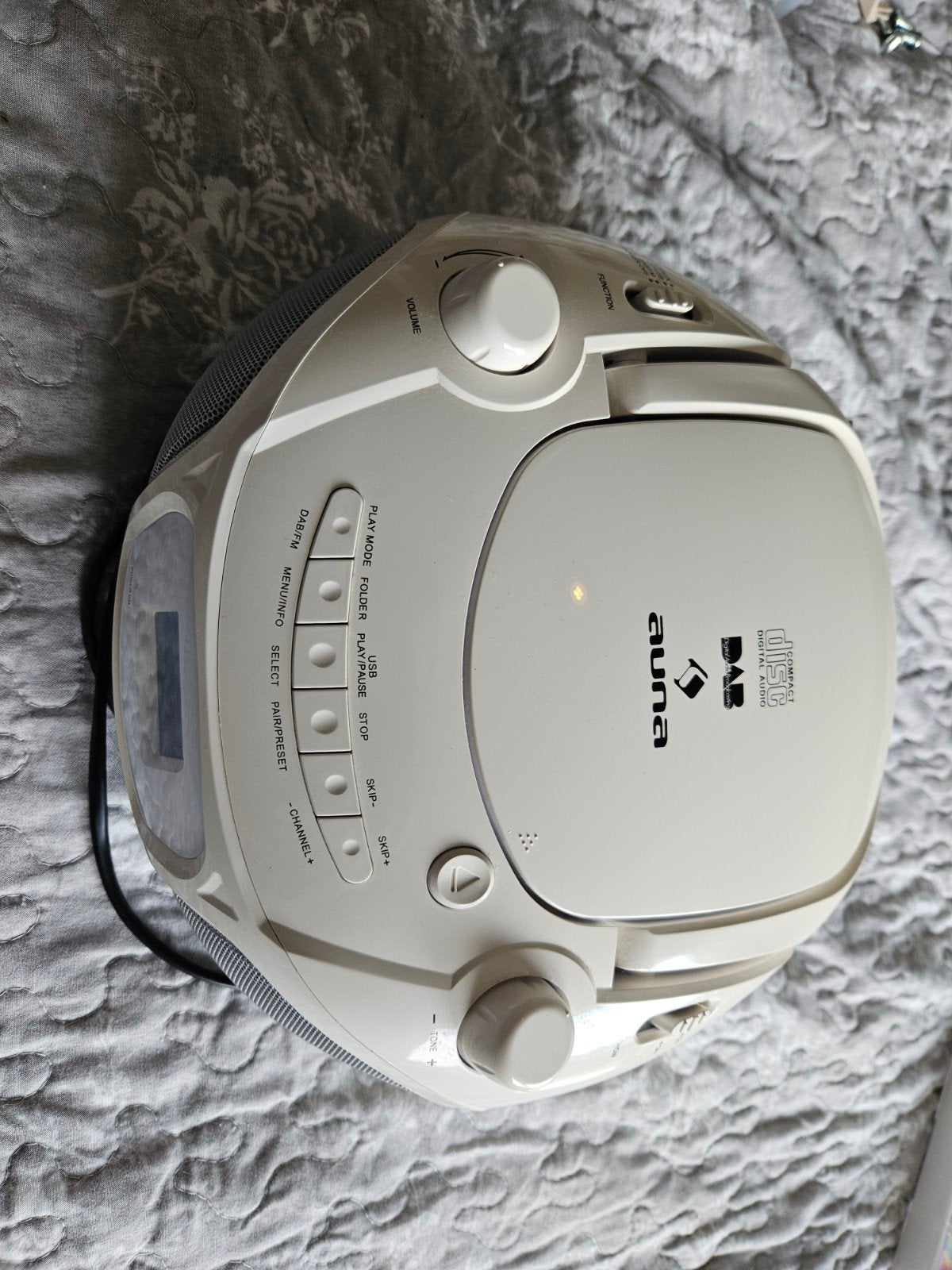 Auna DAB+ Radio met CD-speler - Verkleurd maar functioneel, Ophalen of Verzenden, Gebruikt, Radio, Met cd-speler