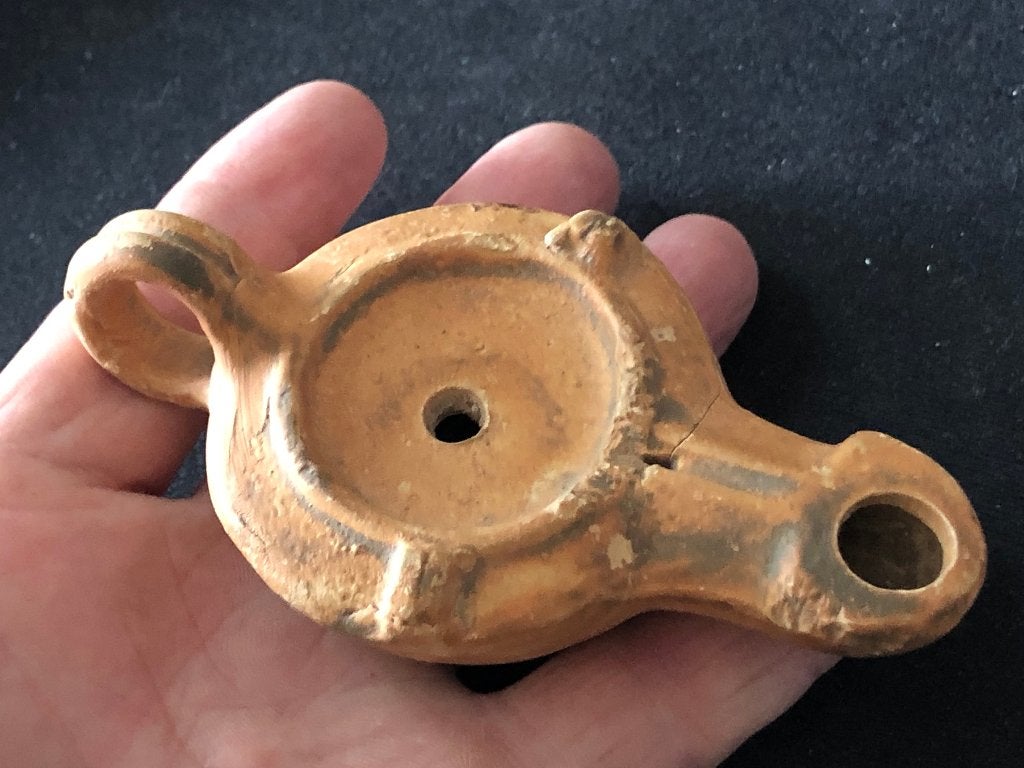 Bodemvondst Romeinse FIRMA OLIELAMP uit XANTEN intact apart, Ophalen of Verzenden