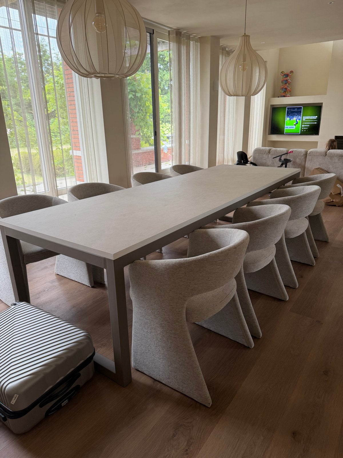 Keramische eettafel met 8 stoelen - Kas20, Huis en Inrichting, Tafels | Eettafels, Overige materialen, Gebruikt, 100 tot 150 cm