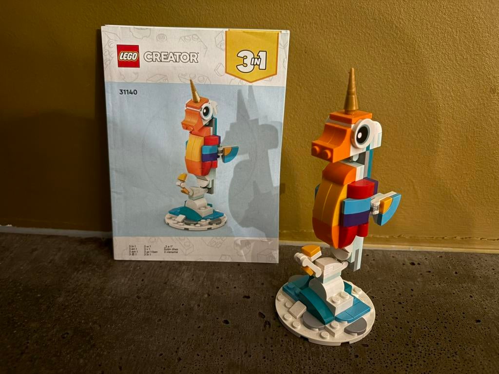LEGO 31140 Eenhoorn compleet met boekje, Ophalen of Verzenden, Zo goed als nieuw