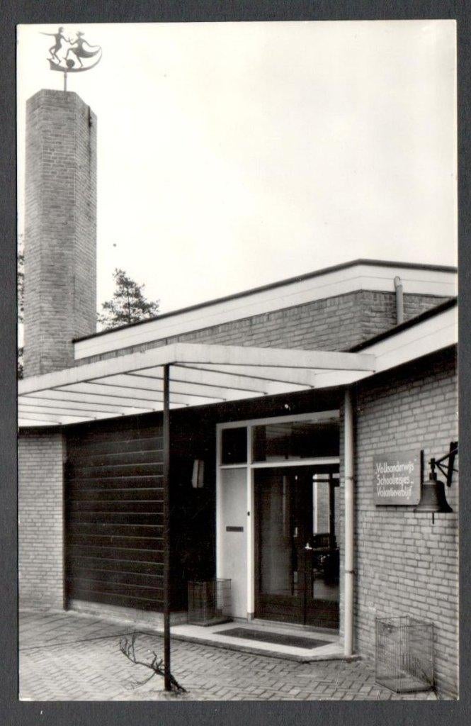 Oude ansicht Drouwenerzand Kwartjesberg  Volksonderwijs Dr, Ophalen of Verzenden, 1940 tot 1960, Gelopen, Drenthe