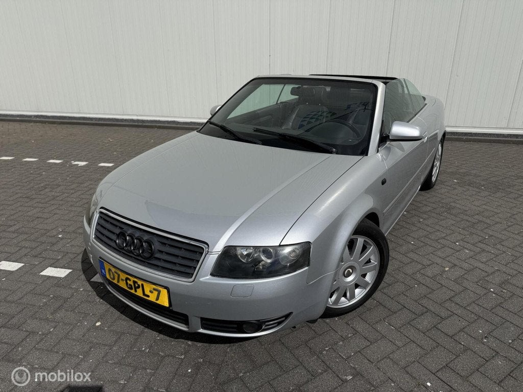Audi A4 Cabriolet 3.0 V6 Exclusive Airco Trekhaak Cabrio APK, Auto's, Audi, Voorwielaandrijving, Gebruikt, Parkeersensor, Cabriolet