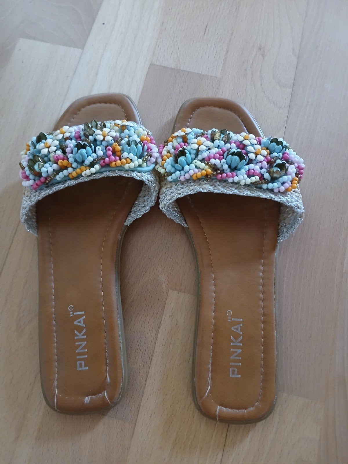 Pinkai slippers met kralen maat 40, Slippers, Overige kleuren, Ophalen of Verzenden, Pinkai
