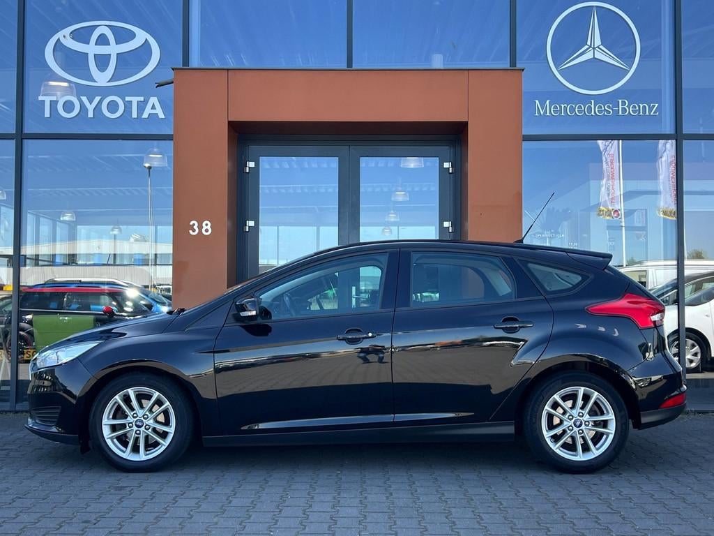 Ford Focus 1.0|Navi|PDC|Cruise|Bluetooth|Isofix|Airco, 101 pk, Gebruikt, 635 kg, Zwart