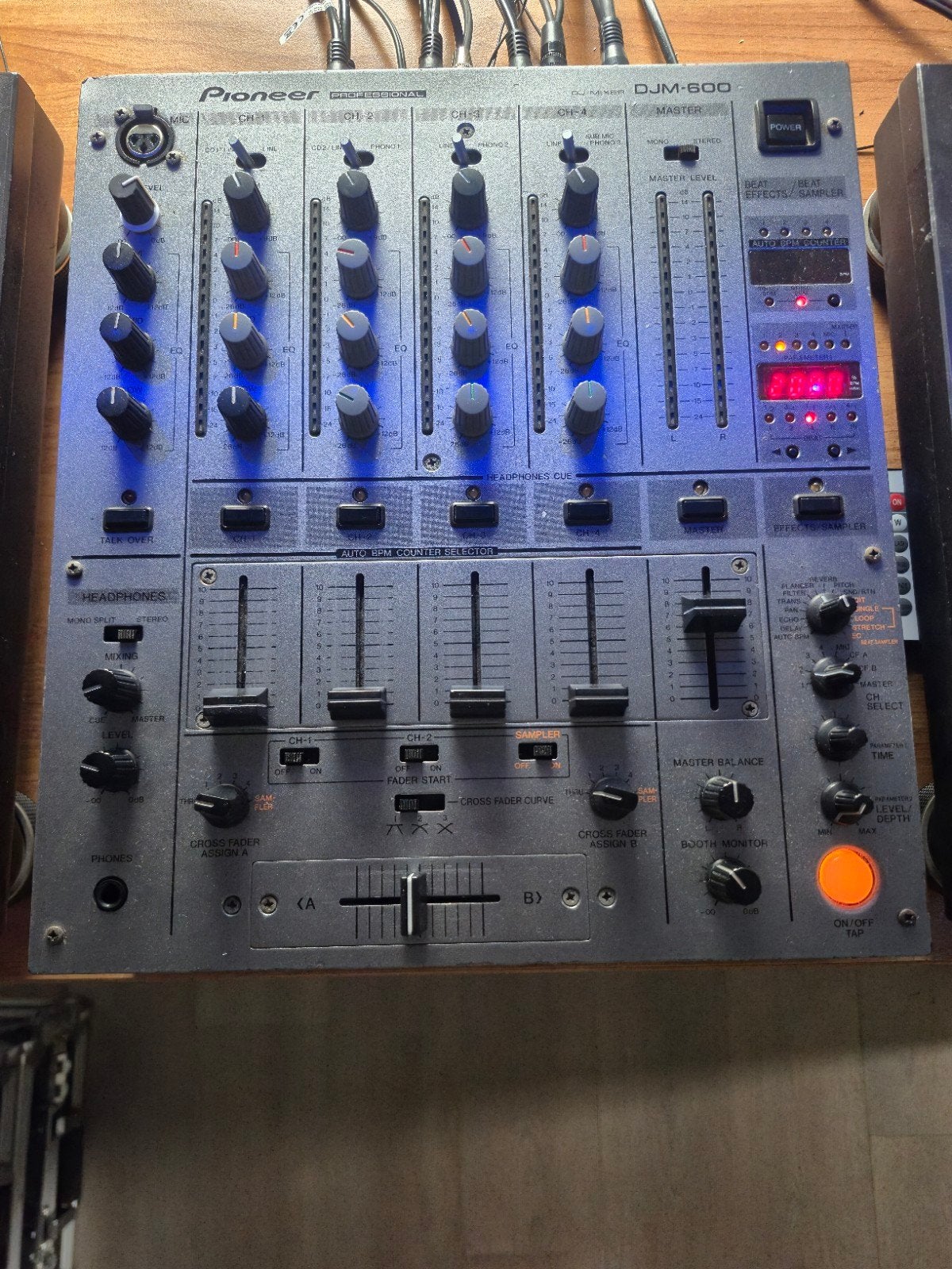Pioneer DJM-600 DJ Mixer - Gebruikt, Ophalen of Verzenden, Gebruikt, Dj-set, Pioneer