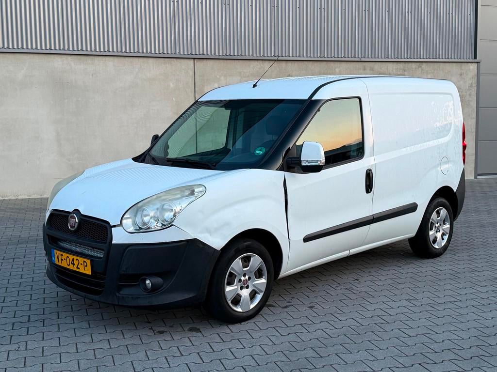 Fiat Doblò Cargo 1.3 MultiJet SX MARGE+NAP+AIRCO+APK 21-06-, Auto's, Bestelauto's, Voorwielaandrijving, Euro 5, Stof, Gebruikt