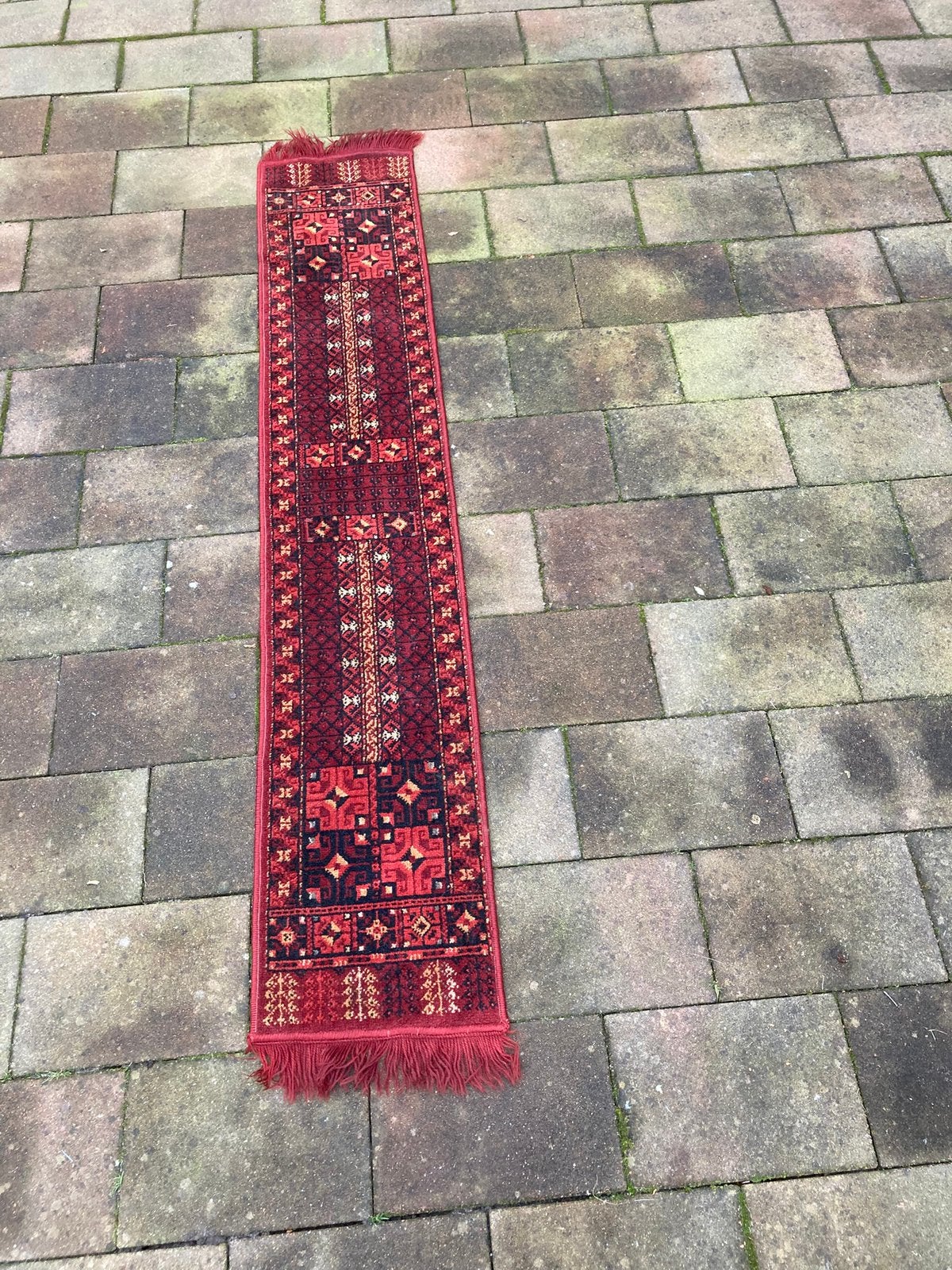 Smyrna Dressoirloper., Ophalen