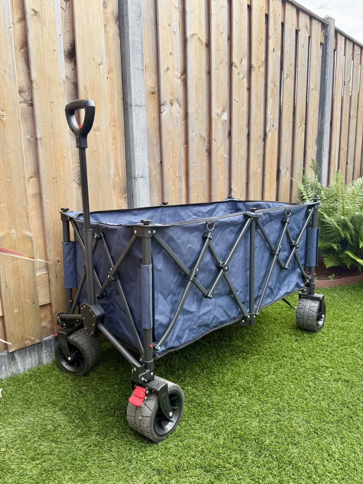 Compact opvouwbare bolderkar met remmen en 260L inhoud, Ophalen, Opvouwbaar, Gebruikt