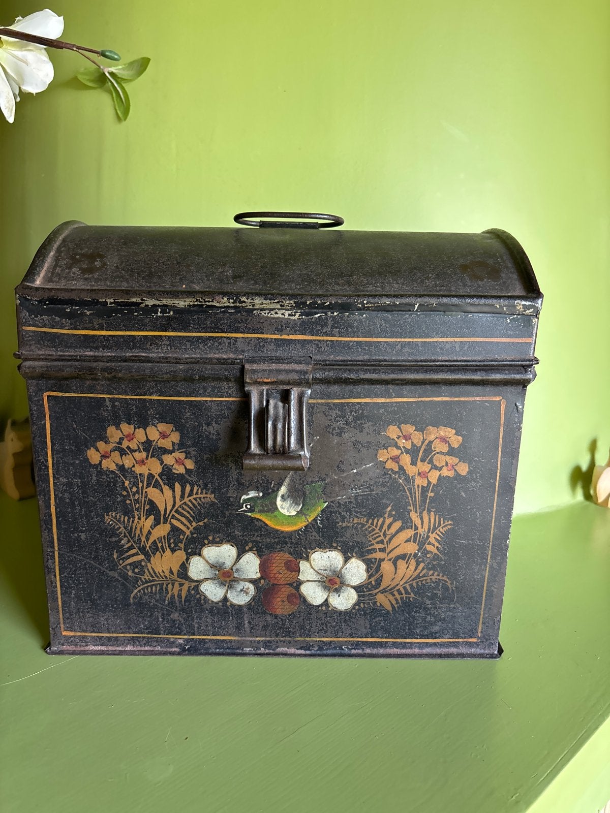 Antieke beschilderde blikken kist met vogel en bloemen, Antiek en Kunst, Ophalen of Verzenden