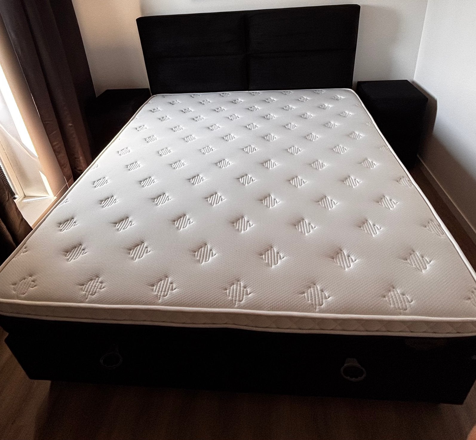 Crocoprint boxspring met opbergruimte 180x200, Ophalen, Zwart, Hotelchique, Tweepersoons